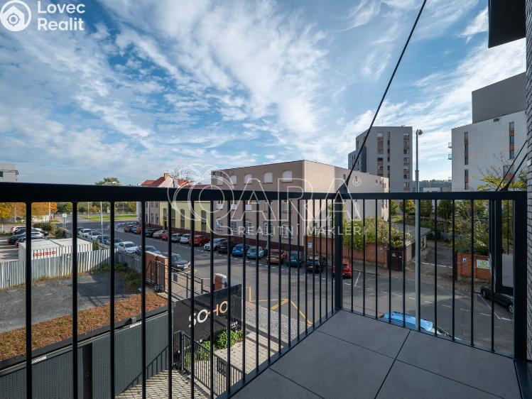 Pronájem bytu 1+KK Praha, Tusarova 1564/57 č. 24