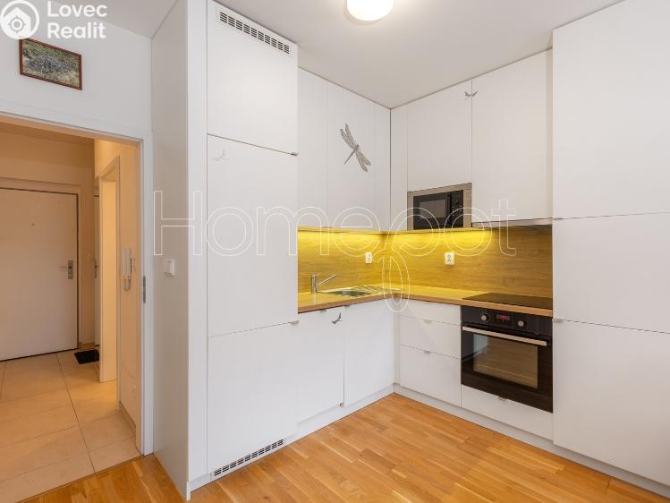 Pronájem bytu 2+KK Praha, Břeclavská 1663/4 č. 17