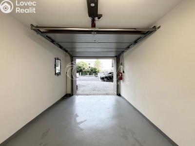 Prodej garáže Praha, Perucká č. 1