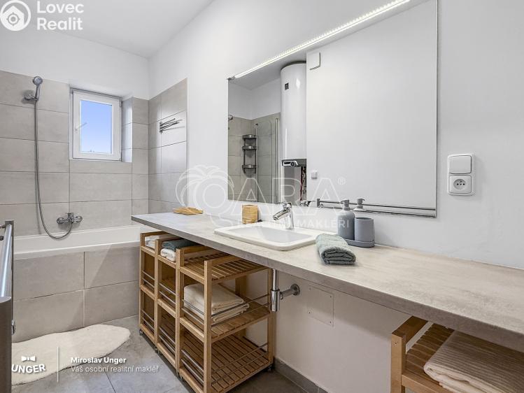 Prodej bytu 3+KK Praha, Pod stanicí 797/35 č. 13