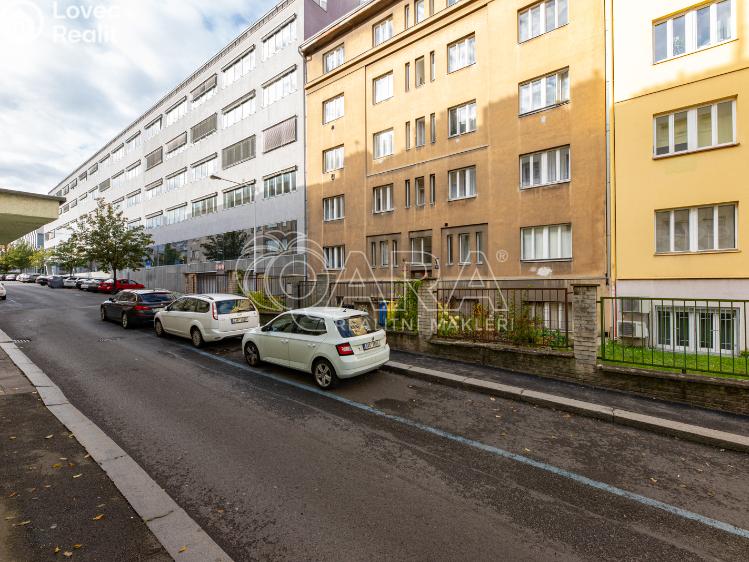 Pronájem bytu 3+1 Praha, Soběslavská 2314/15 č. 16