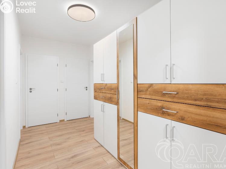 Rent apartment 3+KK Praha, Pavrovského 2558/14 č. 7