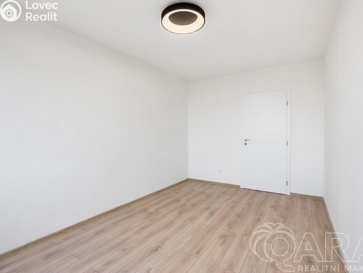 Rent apartment 3+KK Praha, Pavrovského 2558/14 č. 10