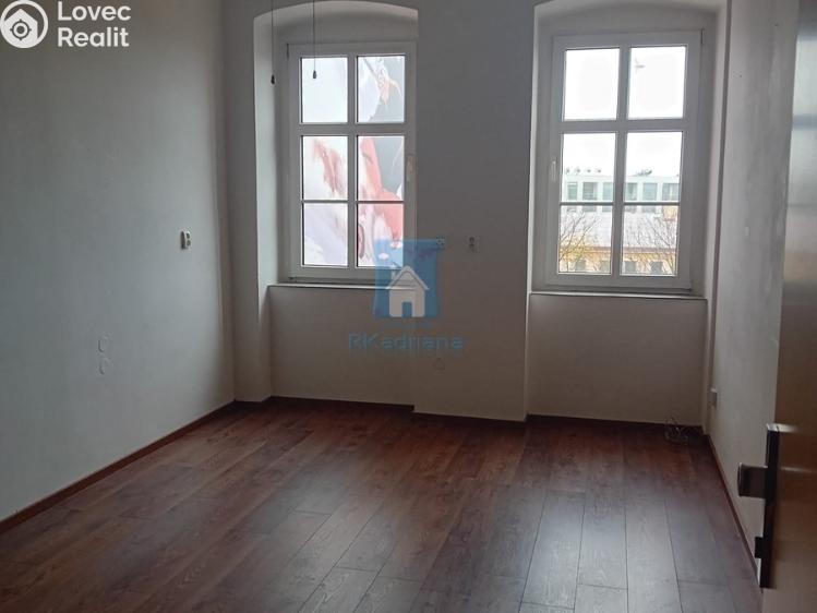 Pronájem kanceláře Plzeň, sady 5. května č. 2