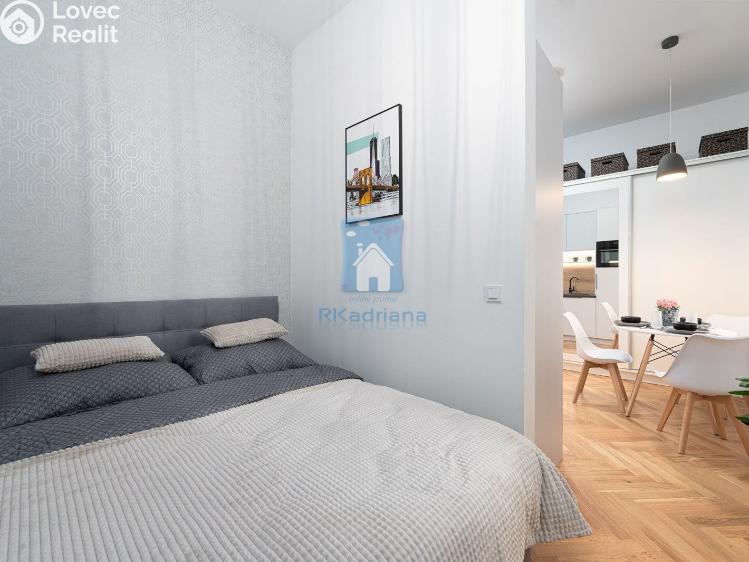 Prodej bytu 2+KK Praha, Na výšinách č. 12