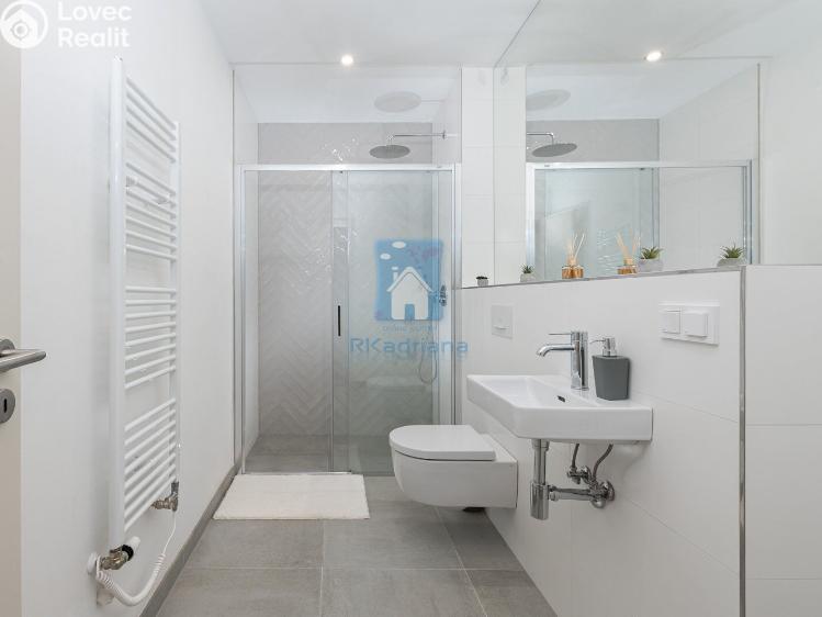 Prodej bytu 2+KK Praha, Na výšinách č. 19