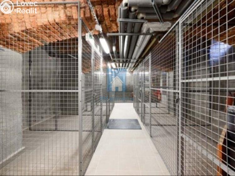 Prodej bytu 2+KK Praha, Na výšinách č. 22