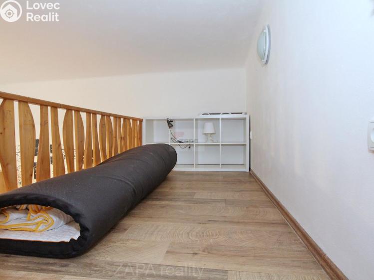 Pronájem bytu 2+KK Praha, Grafická 1096/12 č. 6