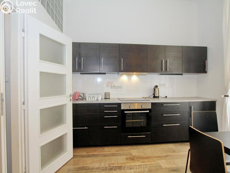 Pronájem bytu 2+KK Praha, Grafická 1096/12 č. 10