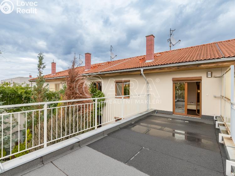 Prodej rodinného domu Zbuzany, Lomená č. 7