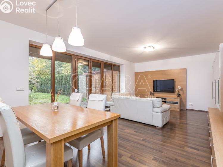 Prodej rodinného domu Zbuzany, Lomená č. 28