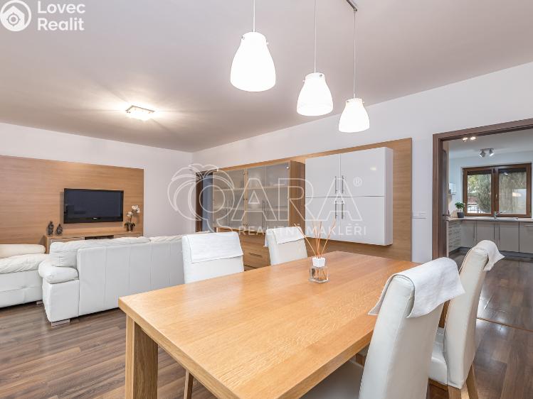 Prodej rodinného domu Zbuzany, Lomená č. 29