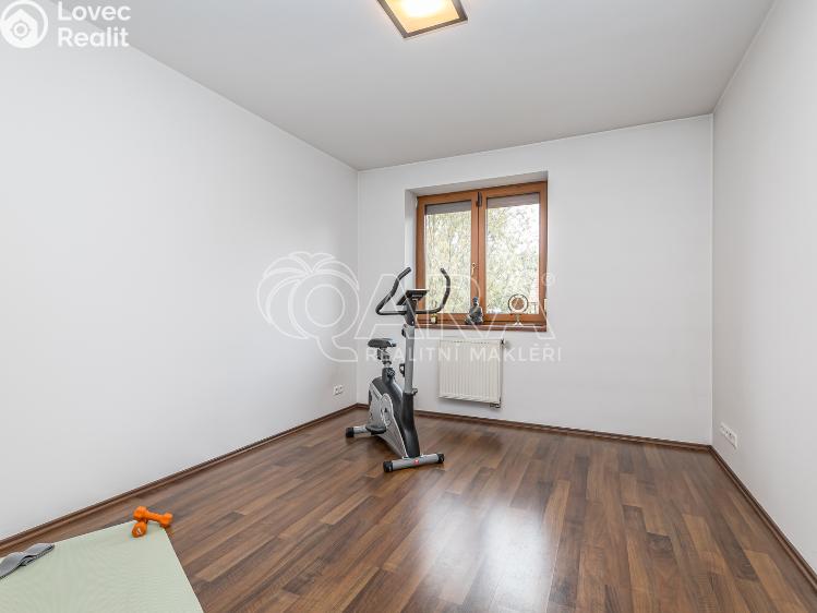 Prodej rodinného domu Zbuzany, Lomená č. 45