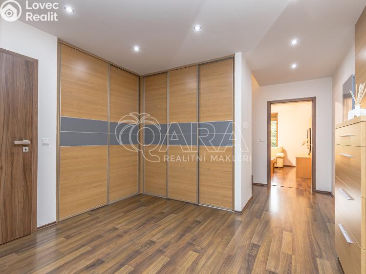 Prodej rodinného domu Zbuzany, Lomená č. 49