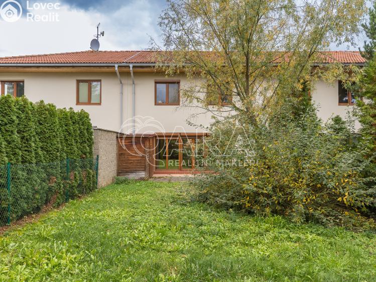 Sale family house Zbuzany, Lomená č. 2