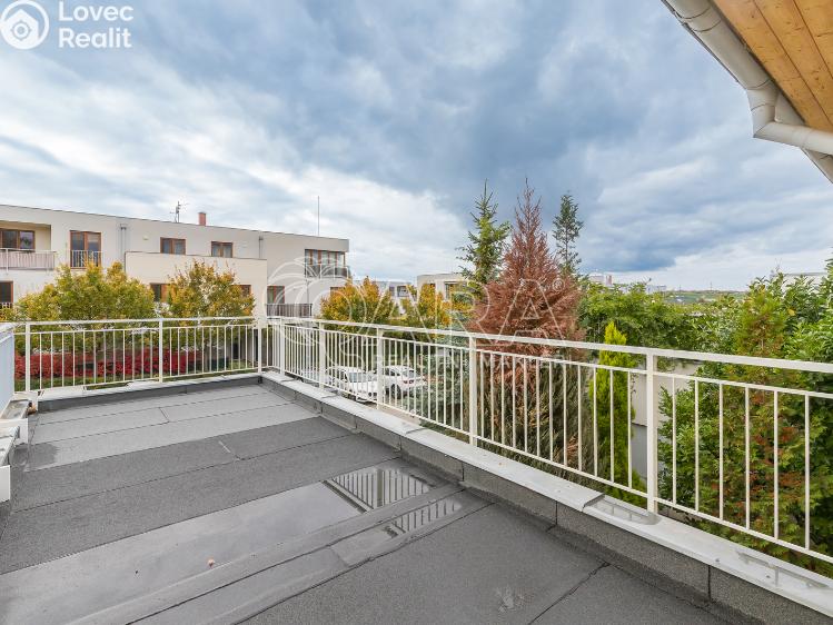 Sale family house Zbuzany, Lomená č. 8