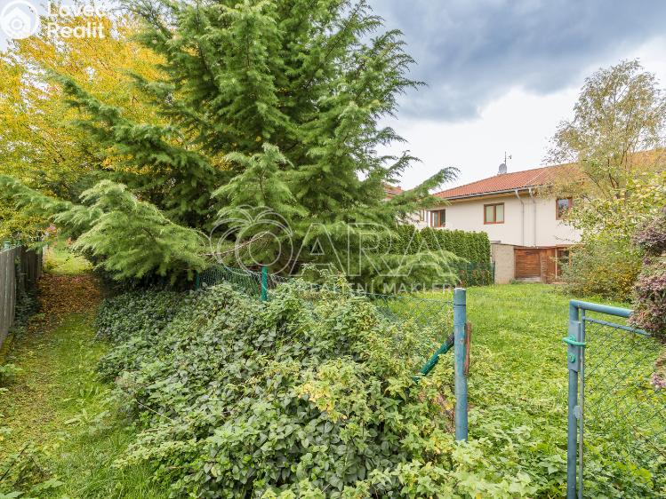 Sale family house Zbuzany, Lomená č. 15