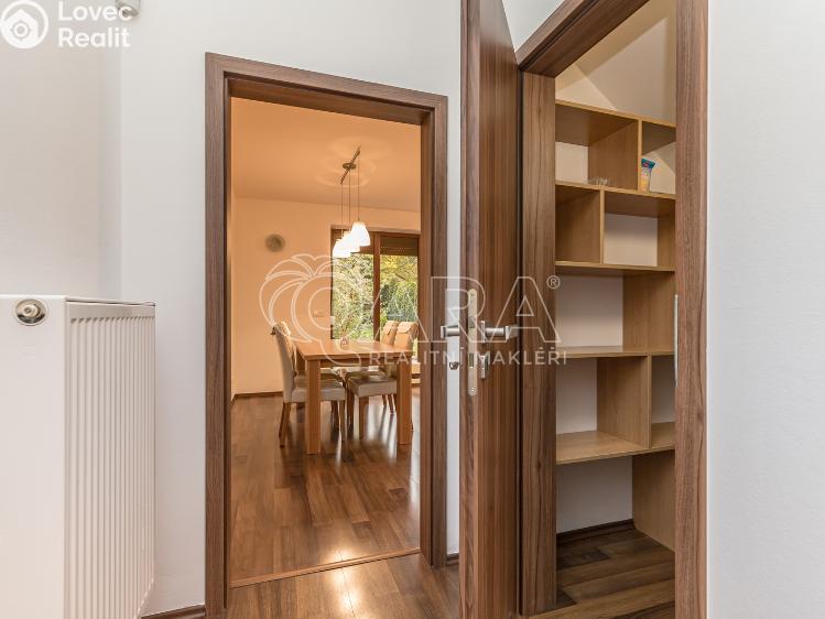 Sale family house Zbuzany, Lomená č. 25