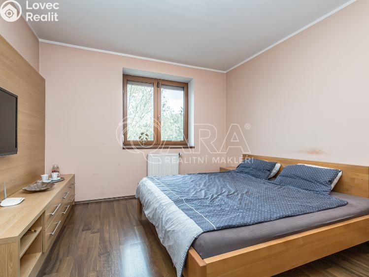 Sale family house Zbuzany, Lomená č. 38