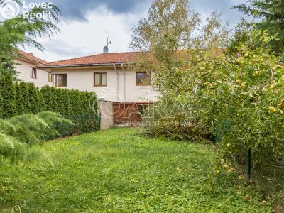 Продажа семейного дома Zbuzany, Lomená č. 3