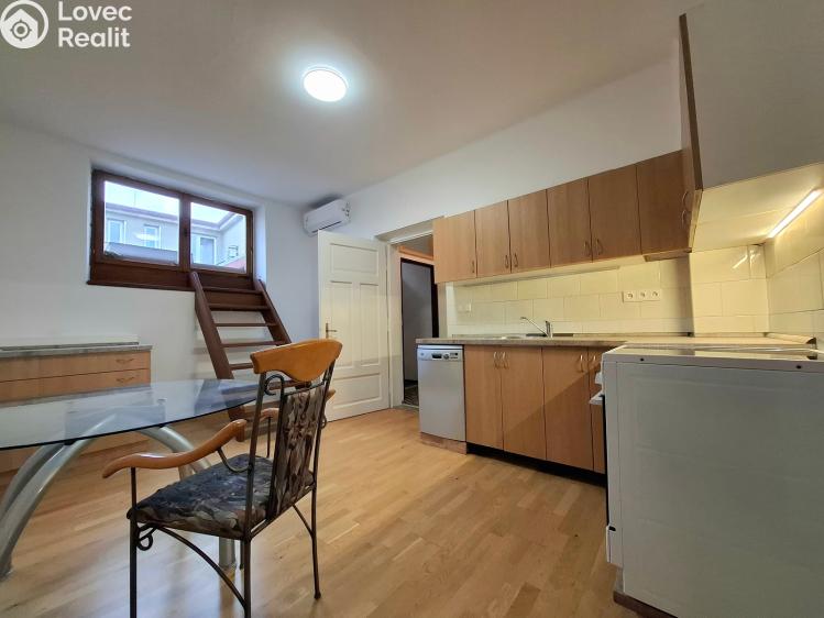 Pronájem bytu 2+1 Dobruška, Šubertovo nám. 113 č. 6