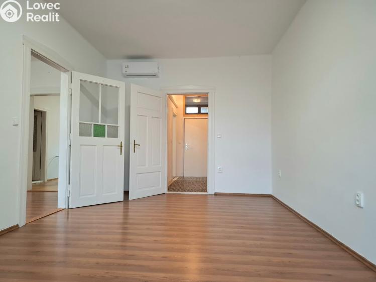 Pronájem bytu 2+1 Dobruška, Šubertovo nám. 113 č. 10