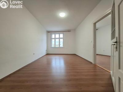 Pronájem bytu 2+1 Dobruška, Šubertovo nám. 113 č. 3