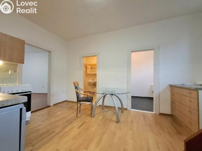 Pronájem bytu 2+1 Dobruška, Šubertovo nám. 113 č. 5