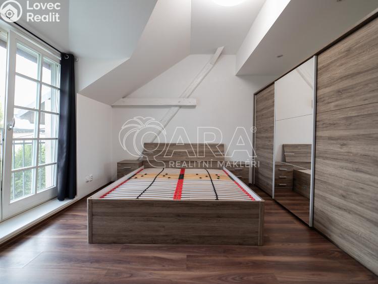 Prodej bytu 5+KK Holubice, Za Dvorem 211 č. 18