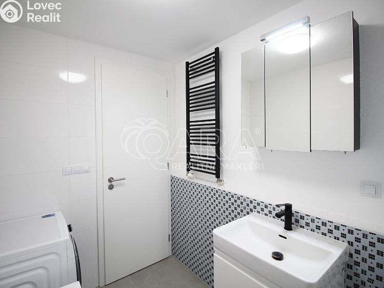 Pronájem bytu 3+KK Praha, Plzákova 1139/6 č. 11