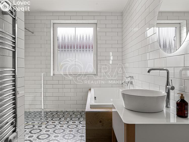 Sale family house Postřižín, Jelení 513 č. 10