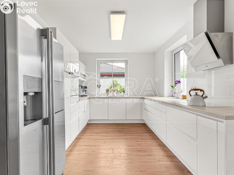 Prodej rodinného domu Postřižín, Jelení 513 č. 5