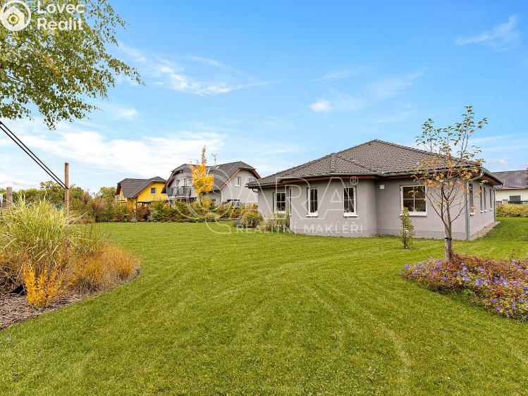 Prodej rodinného domu Postřižín, Jelení 513 č. 21