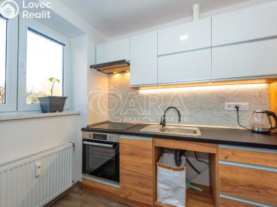 Sale apartment 2+1 Trutnov, Tkalcovská 452 č. 1