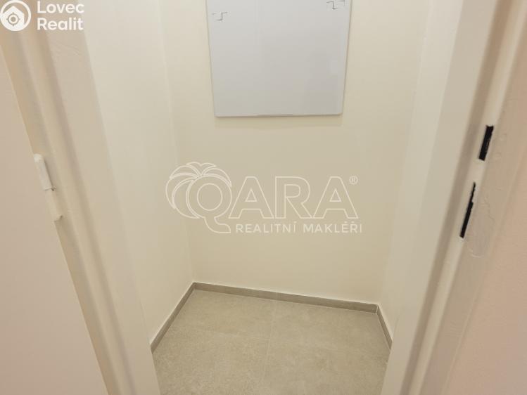 Pronájem bytu 3+1 Praha, Na Mlejnku 1010/10 č. 19