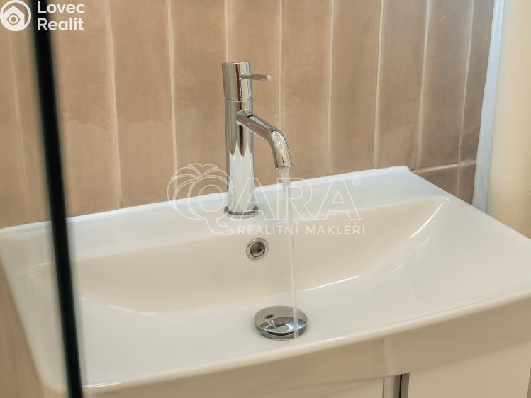 Pronájem bytu 3+1 Praha, Na Mlejnku 1010/10 č. 25