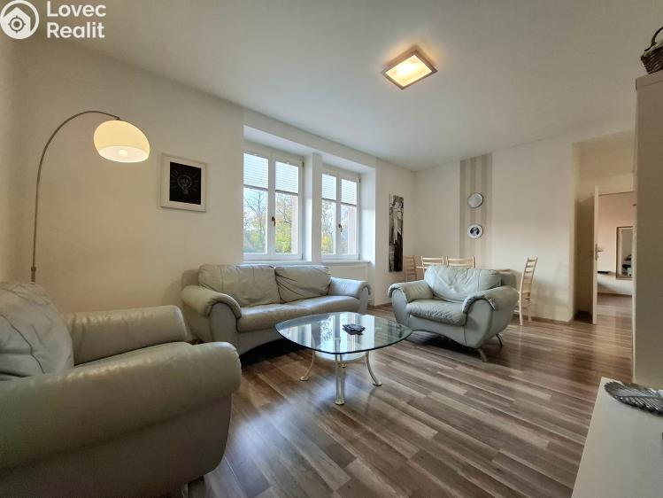 Pronájem bytu 2+KK Hradec Králové, Střelecká 578/21 č. 7