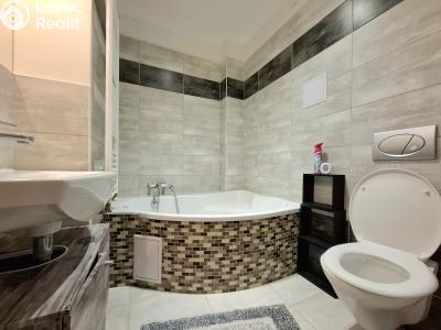 Pronájem bytu 2+KK Hradec Králové, Střelecká č. 3