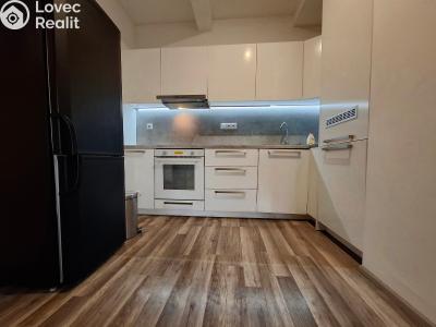 Pronájem bytu 2+KK Hradec Králové, Střelecká č. 4