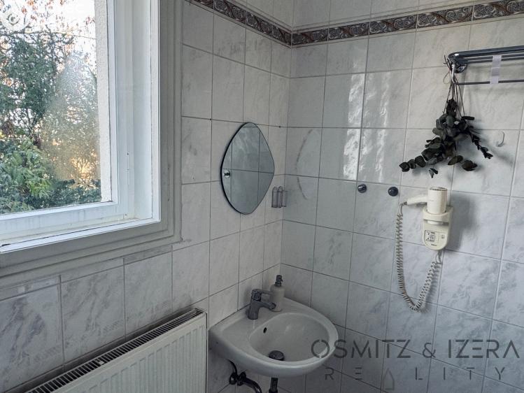 Pronájem bytu 1+1 Praha, Franty Kocourka 2322/12 č. 18