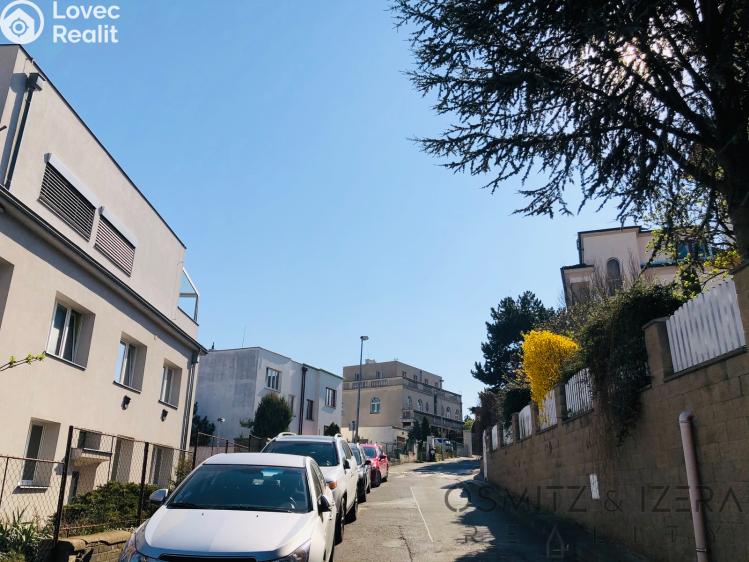 Pronájem bytu 1+1 Praha, Franty Kocourka 2322/12 č. 28