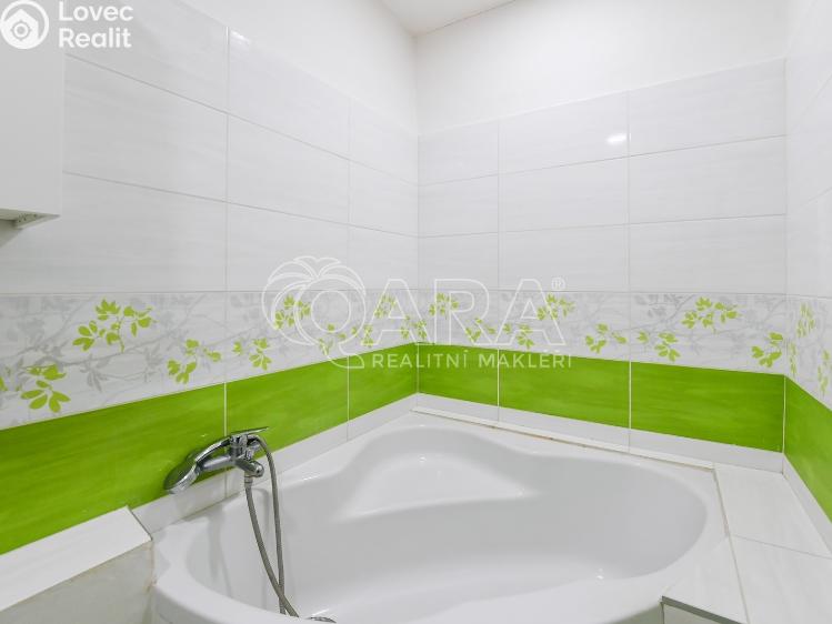 Sale apartment 2+1 Praha, Vítkovická 373 č. 9