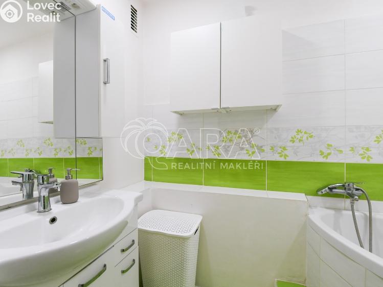 Sale apartment 2+1 Praha, Vítkovická 373 č. 10