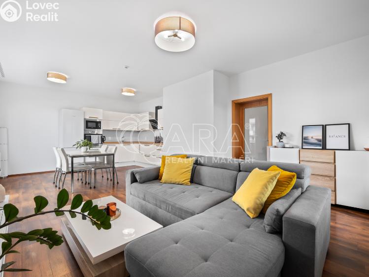 Prodej bytu 2+KK Praha, Modenská 697/4 č. 1