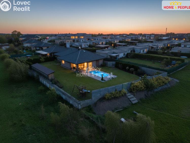 Prodej rodinného domu Srubec, Slunečná č. 2