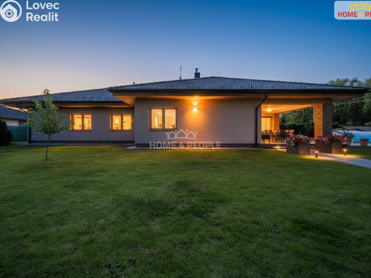 Prodej rodinného domu Srubec, Slunečná č. 4