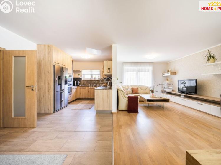 Prodej rodinného domu Srubec, Slunečná č. 9