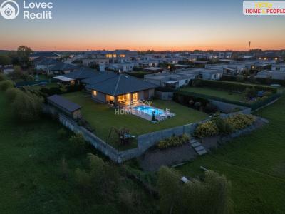 Prodej rodinného domu Srubec, Slunečná č. 2