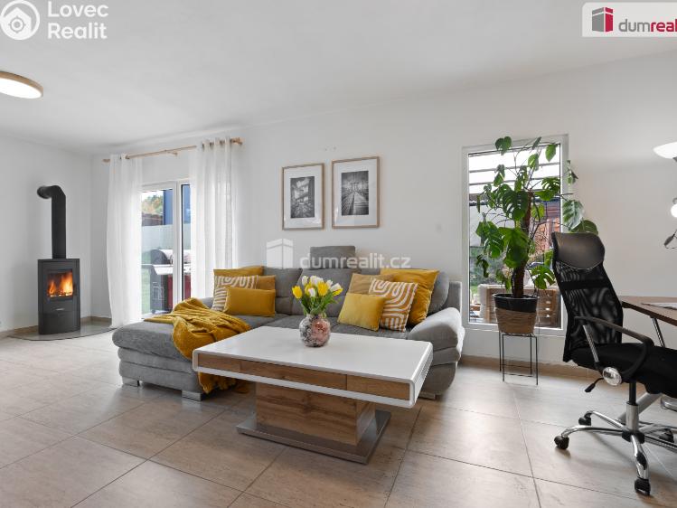 Prodej rodinného domu Kamenice, Lysá č. 10