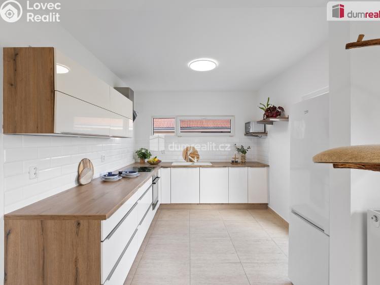 Prodej rodinného domu Kamenice, Lysá č. 12